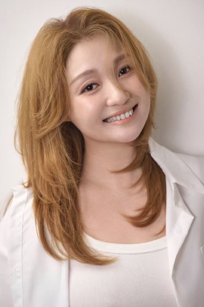 Never Lin 林广馨